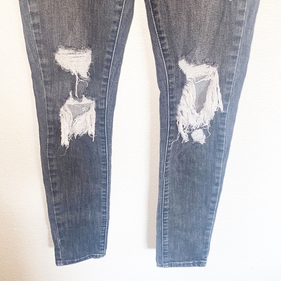 Levi's 721 High Rise Black Gray Majorly Distressed Skinny Jeans - Picture 3 of 14